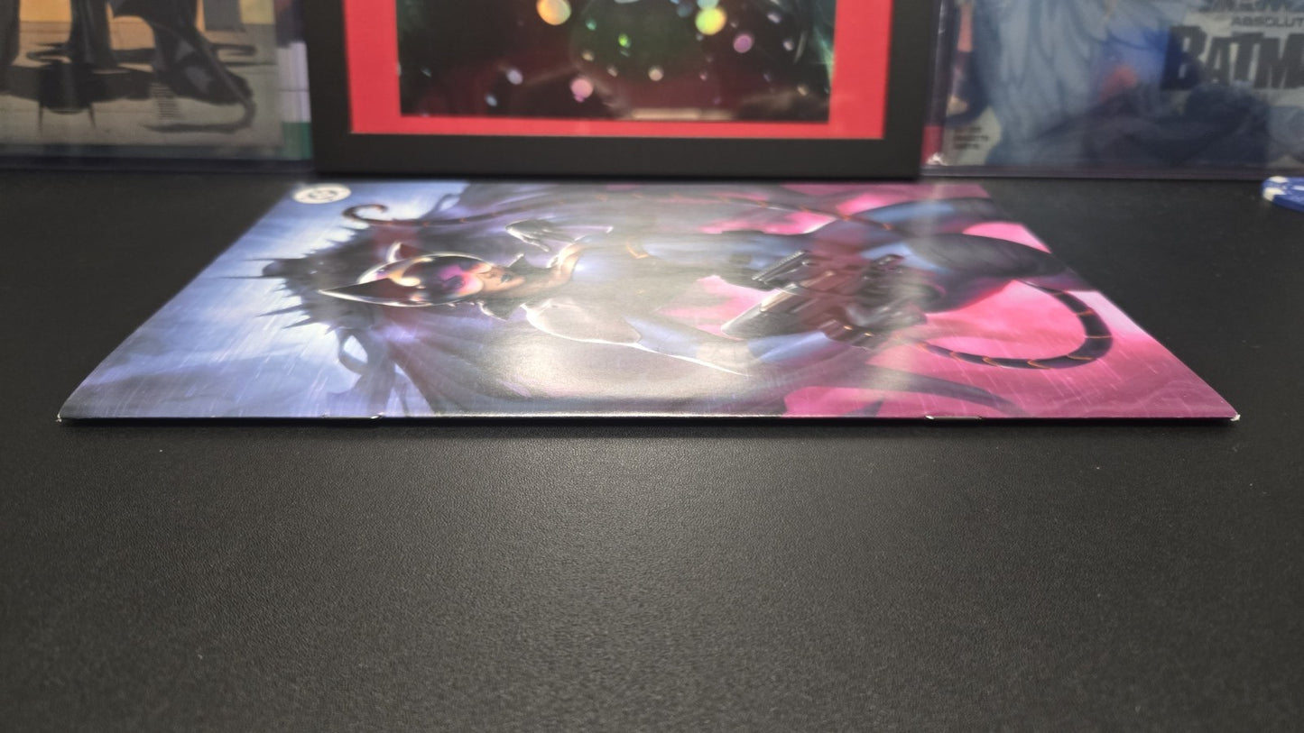 Absolute Catwoman 1 Kendrick “Kunkka” Lim Pink Virgin Variant (ltd 1000)