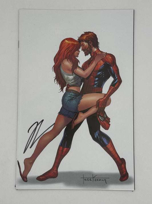 [Signed by Hickman] Ultimate Spider-Man #4 CON Virgin Unknown Comics Kirkham Ex